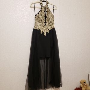 PARTY BLACK-GOLD DRESS ...SIZE 7